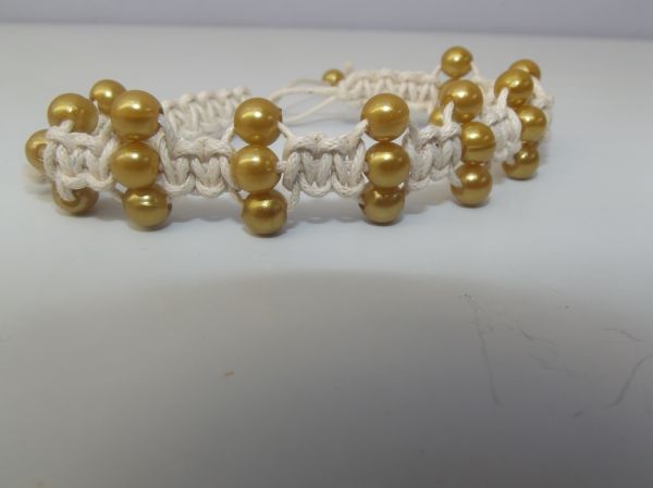 Cód:PS08- Shambala Contas Douradas