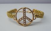 Cód:PS27- Pulseira Paz Hippie Dourada com Strass Svarovski