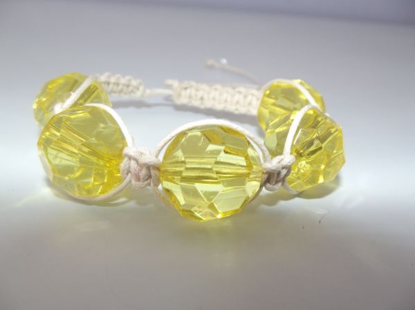 Cód:PS04- Shambala Contas Amarelas