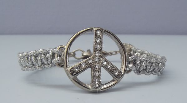 Cód:PS28- Pulseira Paz Hippie Prateada com Strass Svarovski
